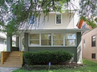 11227 S Longwood Dr, Chicago, IL 60643