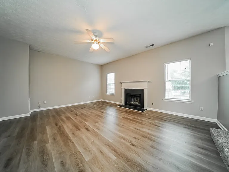 505 Concord Ter — Photo 9