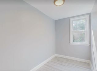 2927 Edgecombe Cir S, Baltimore, MD 21215