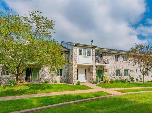 102 Ponwood Circle #H, Madison, WI 53717