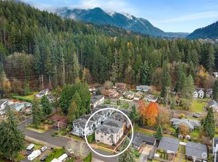 551 SE Andrews St, Issaquah, WA 98027