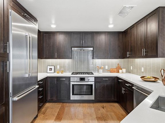 5th image of 657 Walnut St #540