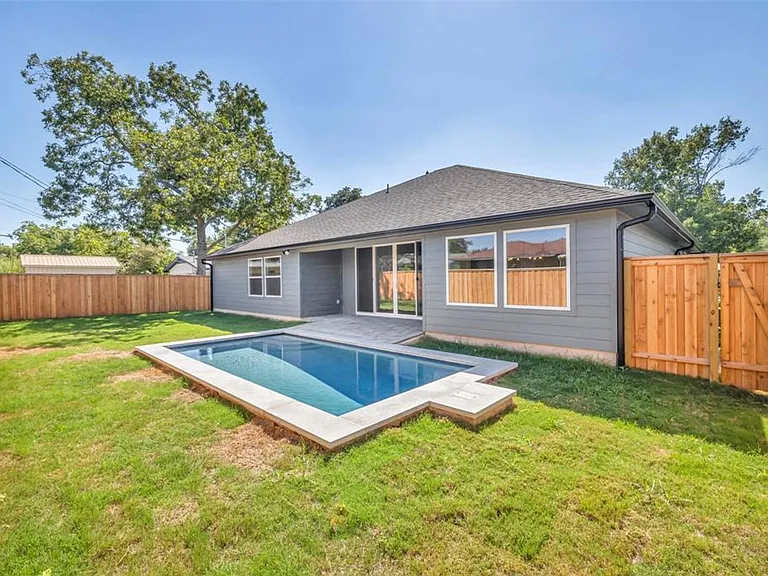 8209 Polar Dr — Photo 41