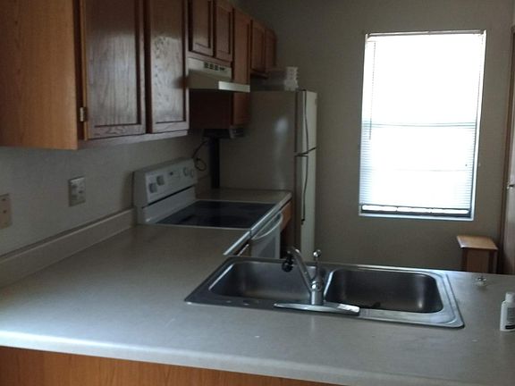 3rd image of 1525 Cooper Ave APT A