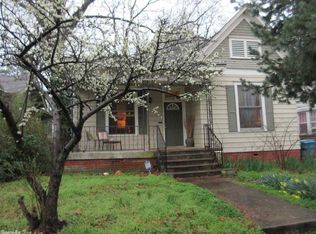 2305 W 17th St, Little Rock, AR 72202
