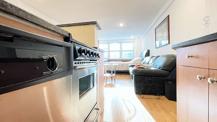 Rented by Oxford Property Group | media 8