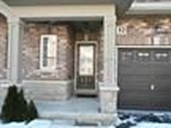 55 Madonna Dr #12, Hamilton, ON L9B 0H2