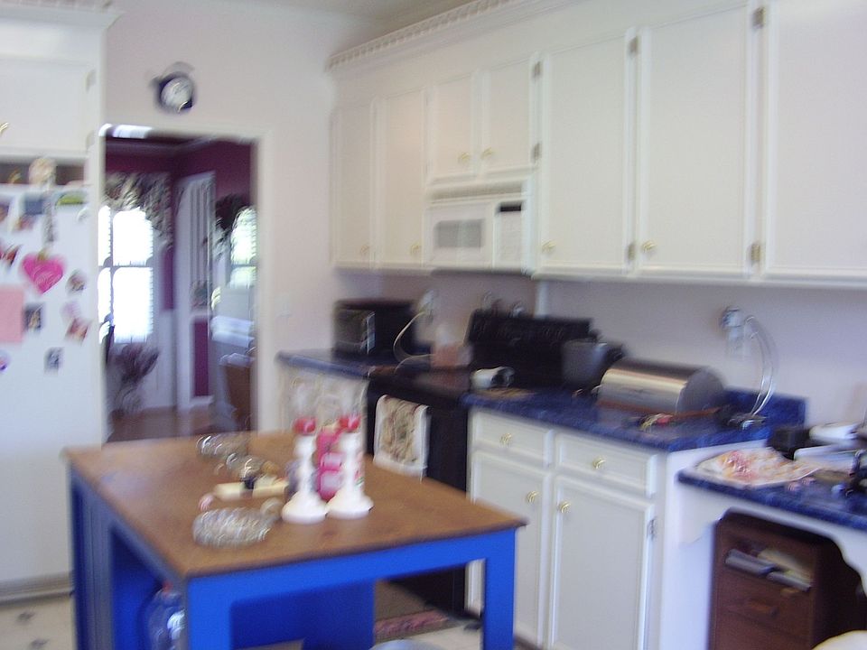 2nd image of 1559 W Old Camden Rd