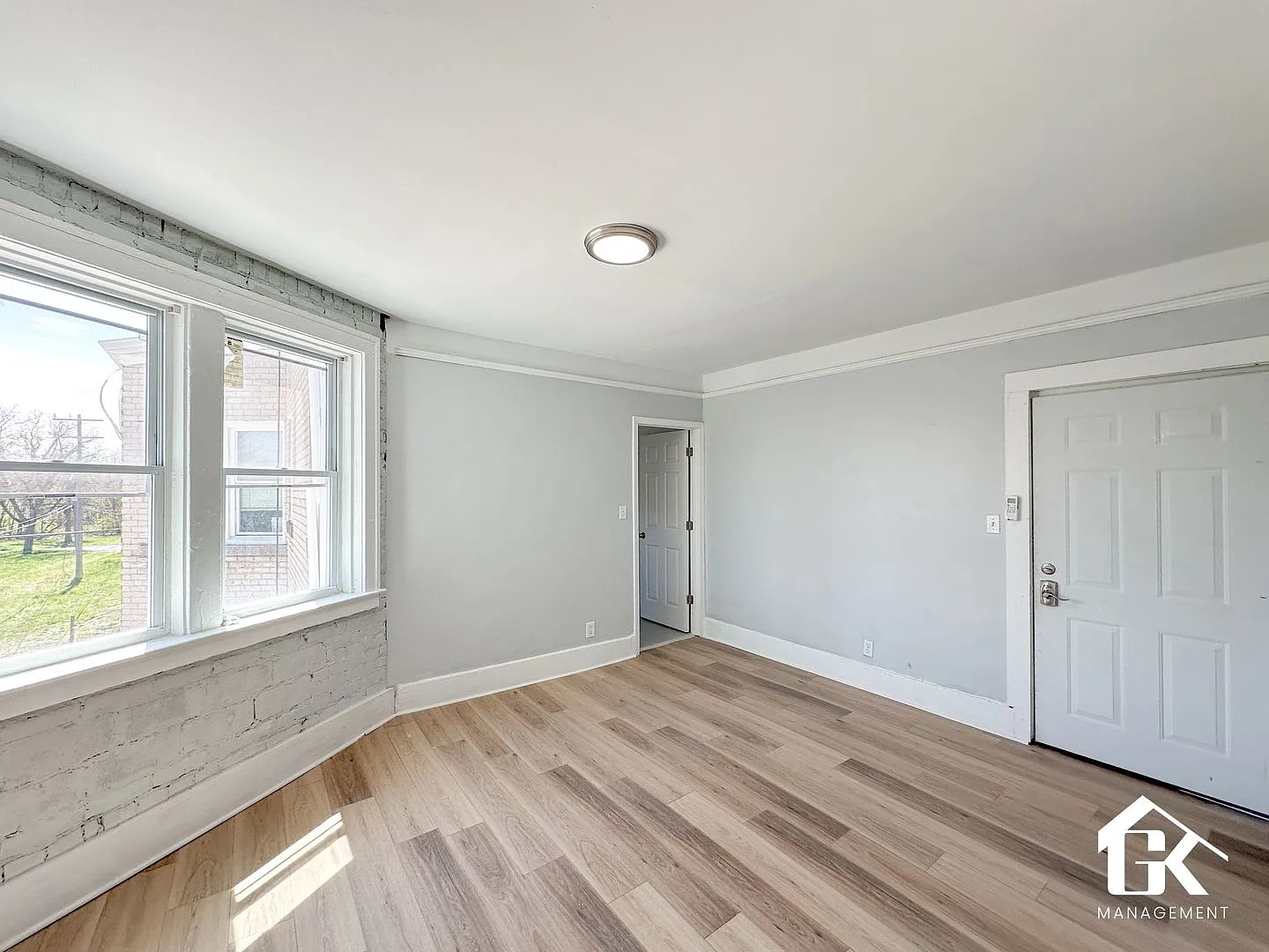 Scovel Apartments — Photo 3