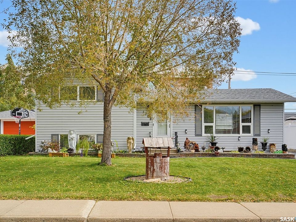 1st image of 1108 Tiffin Crescent
