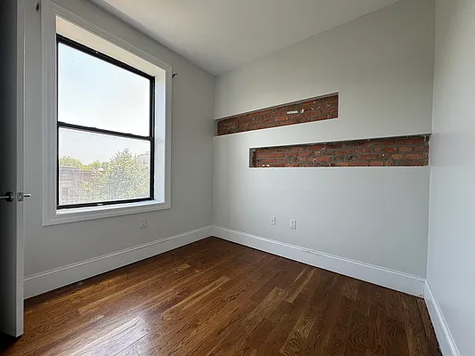 Rented by Simply Brooklyn Realty Inc | media 4
