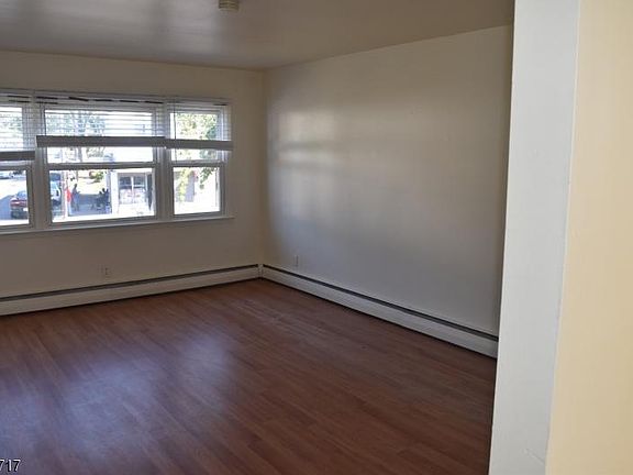 2nd image of 215 Orange Ave #217