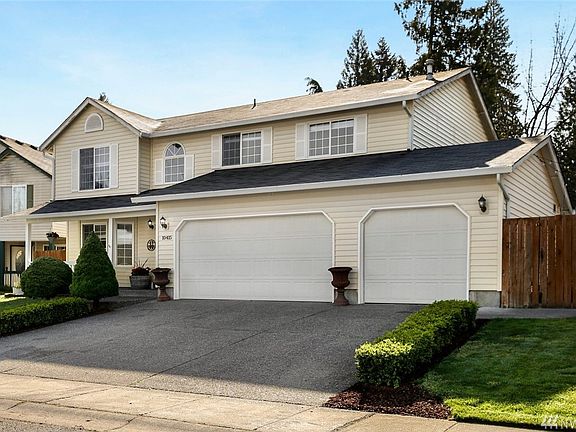 3rd image of 10415 NE 25th Pl