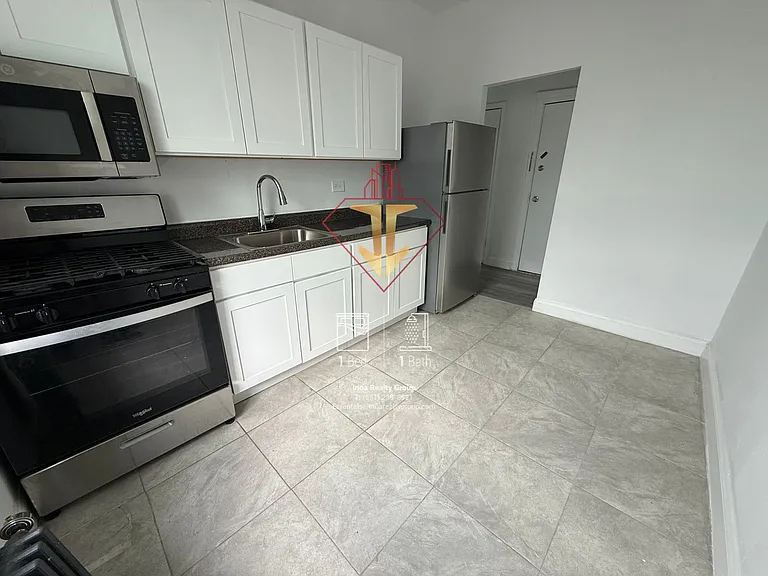 71 Lexington Ave #A12 — Photo 4