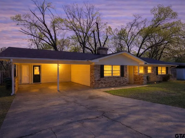 2114 Woodhaven Dr, Tyler, TX 75701