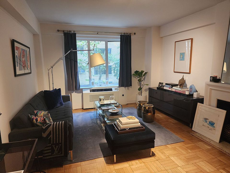 1st image of 40 Central Park S APT 4H