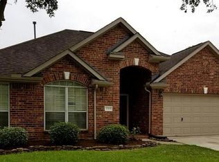 2513 Langley Ct, League City, TX 77573