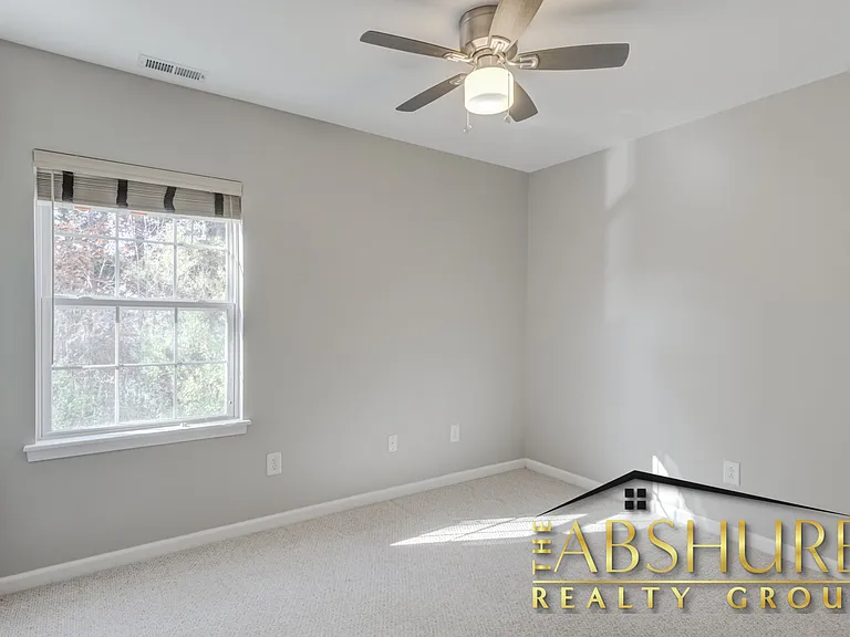 5223 Malik Dr — Photo 26