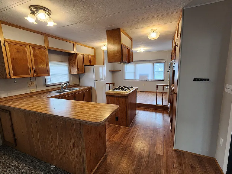 Belle Villa Lake — Photo 11