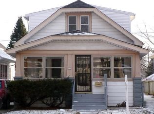 532 N 54th St, Milwaukee, WI 53208