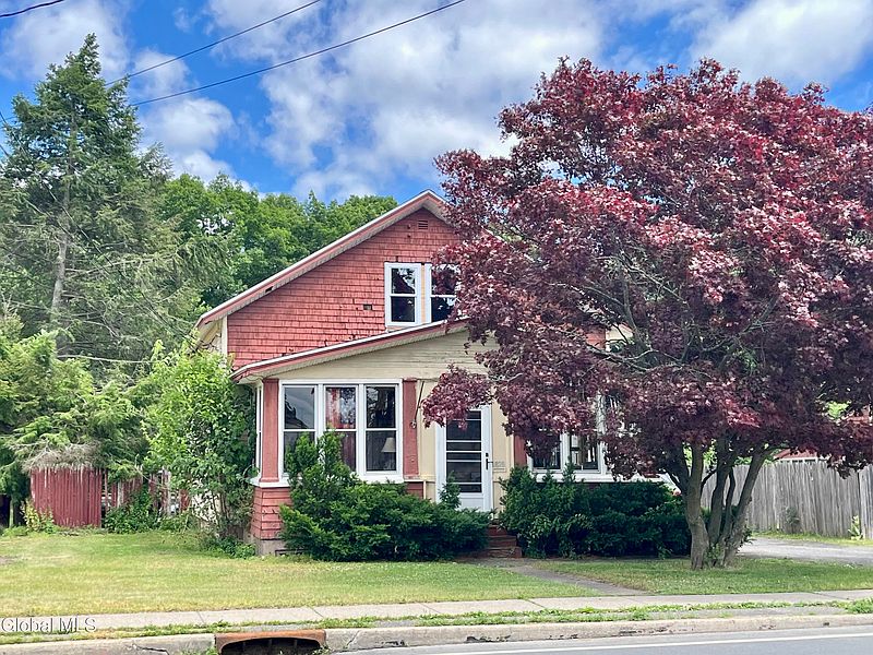 2nd image of 1828 Helderberg Avenue