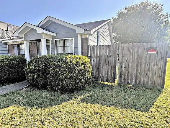 2nd image of 2932 McDonald Ct SW