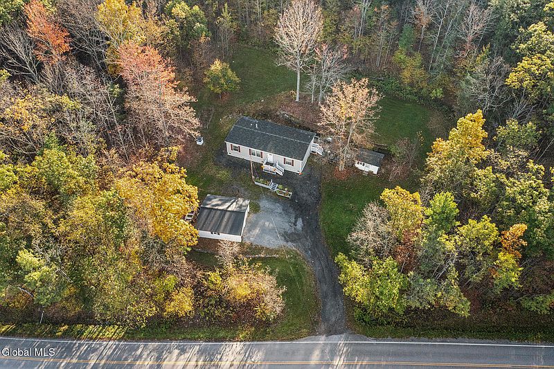 3rd image of 1124 Guinea Road