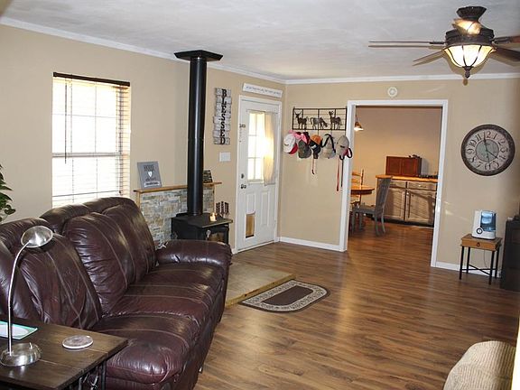4th image of 145 County Road 4218