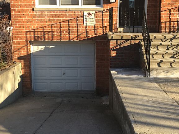 3rd image of 3712 Paulding Ave