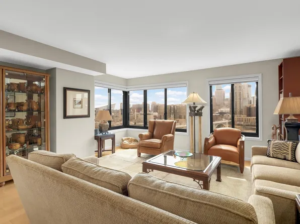 110 Bank St Unit L1203, Minneapolis, MN 55414