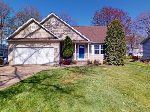 2889 Morningside Dr, Erie, PA 16506