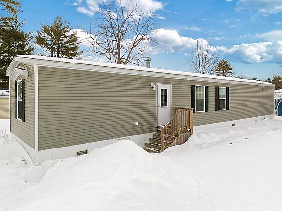 2nd image of 5 Holiday Lane