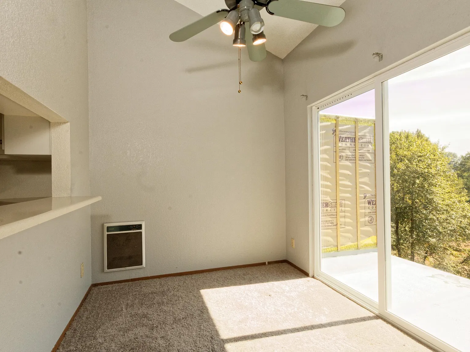 1 bed, 832 sqft, $1,500 — Photo 4