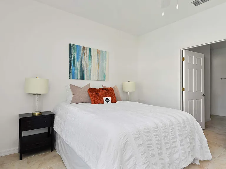 Spring Tree Village Apartments — Photo 9