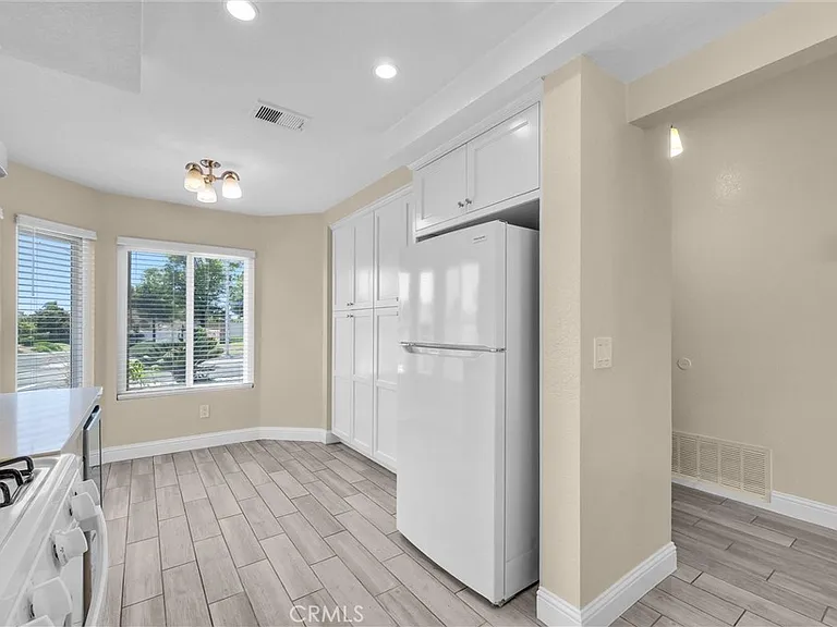 501 Roosevelt St — Photo 7