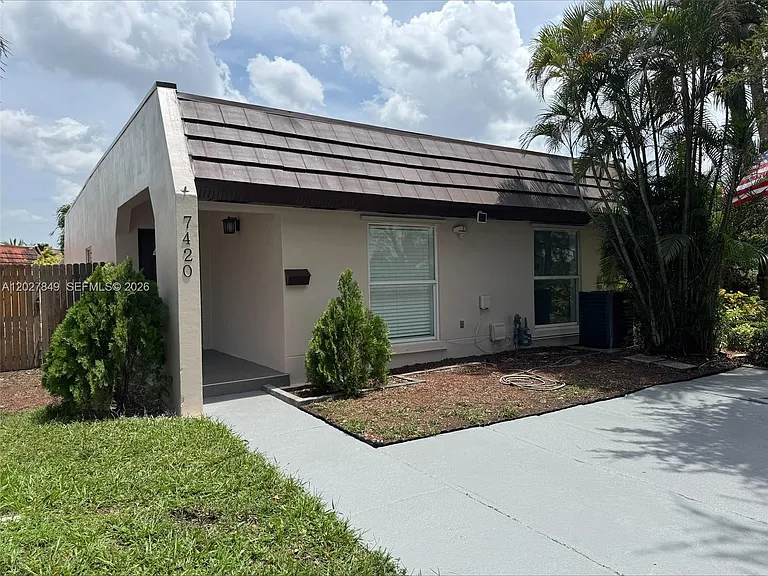 7420 Big Cypress Dr — Photo 2