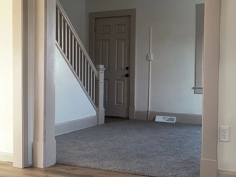 304 Park Ave #A — Photo 9