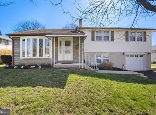 1005 Susan Rd, Philadelphia, PA 19115