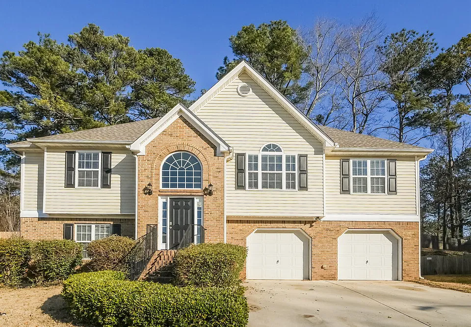 2688 Trellis Oaks Ct SW