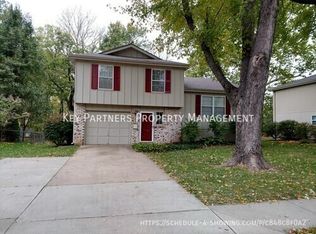 8914 Gillette St, Lenexa, KS 66215