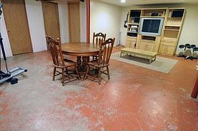 2nd image of 1324 N Washington Ave