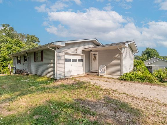 4th image of 544 Park Ln
