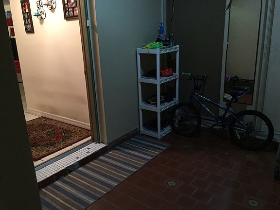 2nd image of 1750 NE 191st St APT 601