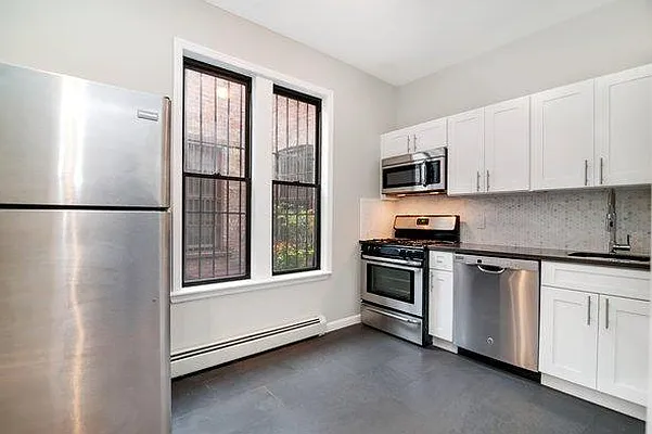 Rented by Keller Williams NYC | media 27