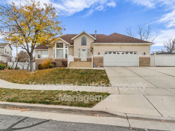 2339 E Lindsay Wood Ln