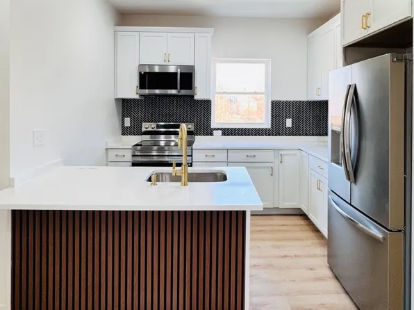 3320 Elm Ave, Baltimore, MD