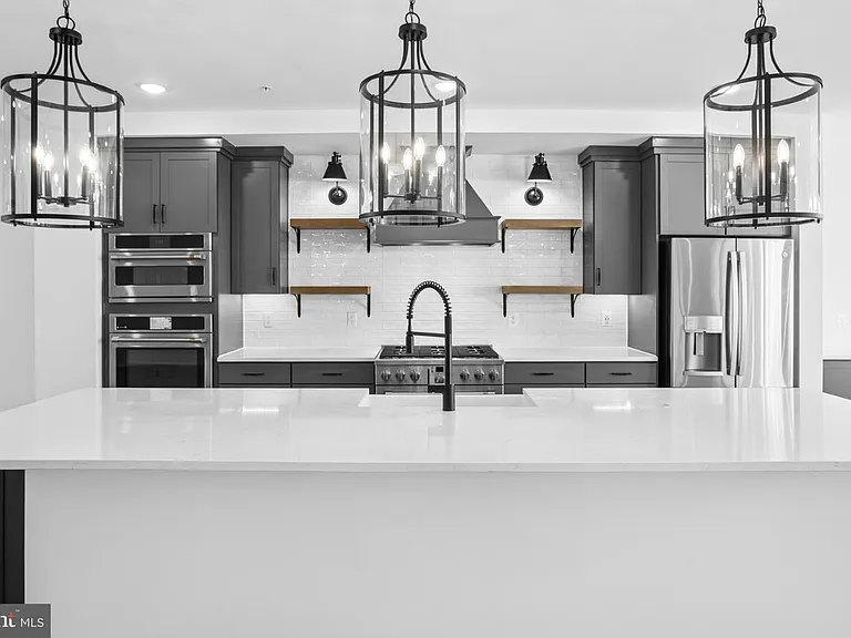 118B Locke St #B — Photo 4