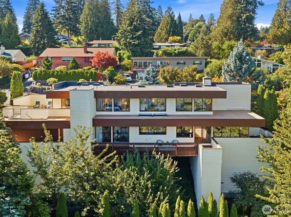 16328 35th Avenue NE, Lake Forest Park, WA 98155