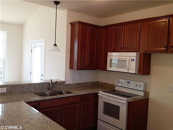 4th image of 4001 Forest Vine Dr