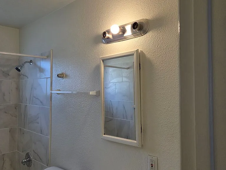 1514 Hayden Ave — Photo 9